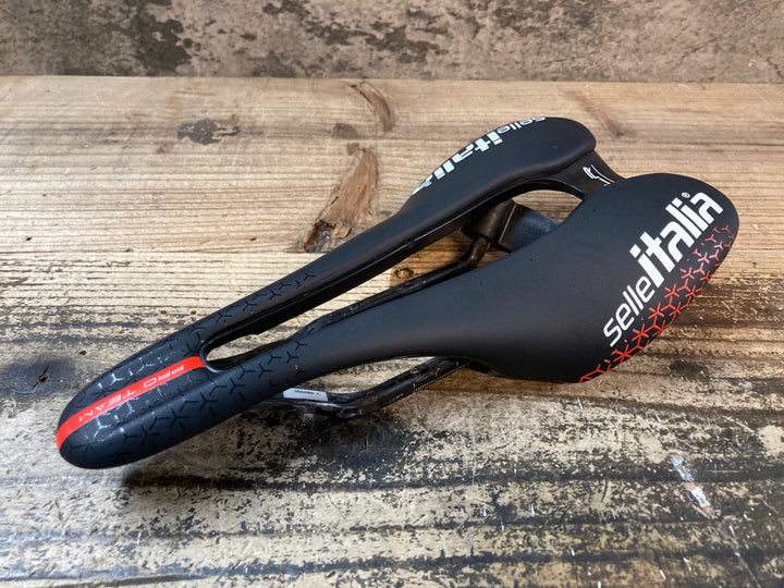 JN514 セライタリア Selle Italia SLR PRO TEAM サドル カーボンレール 130mm ※レールクラックのためジャンク