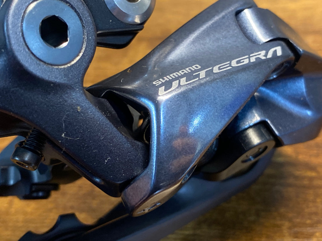 KQ787 未使用箱入り シマノ SHIMANO アルテグラ ULTEGRA RD-R8000 SS リアディレイラー 11S