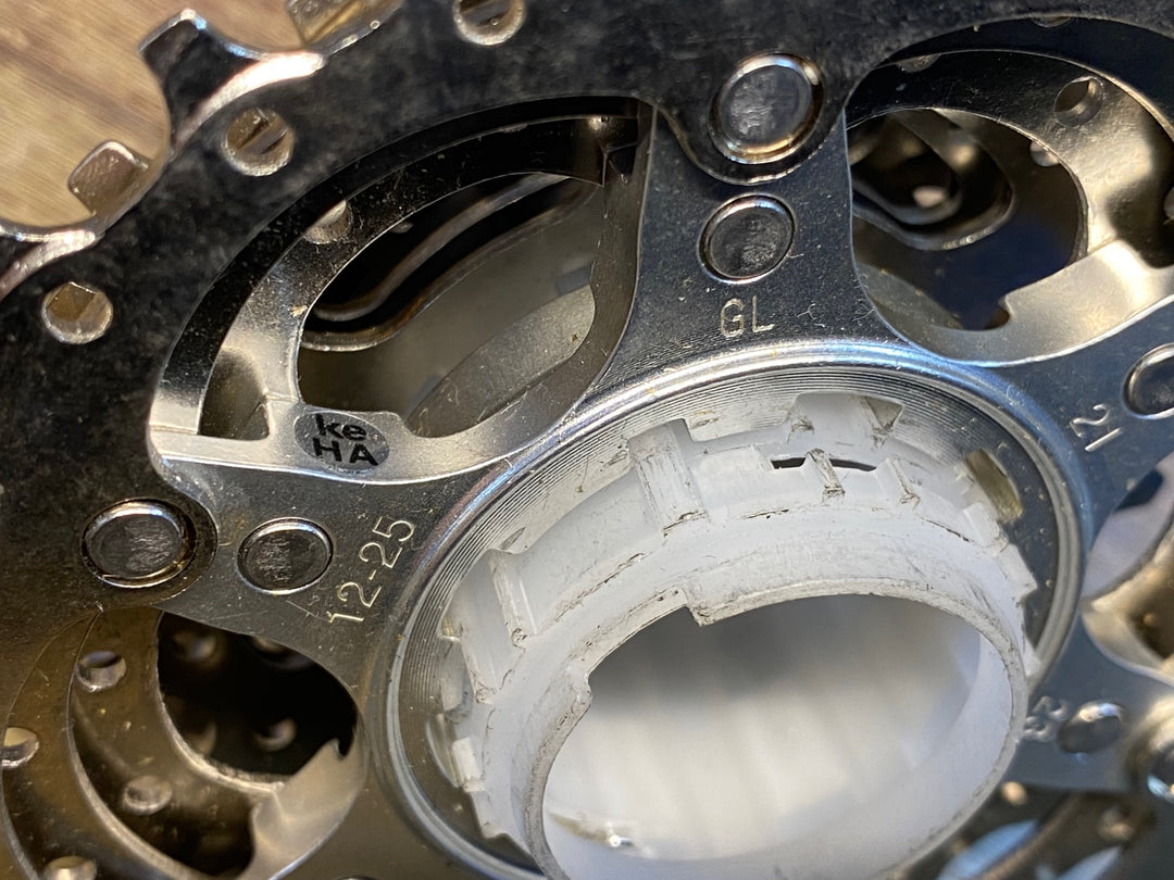 JA097 シマノ SHIMANO 105 CS-5600 スプロケット 12-25T 10S