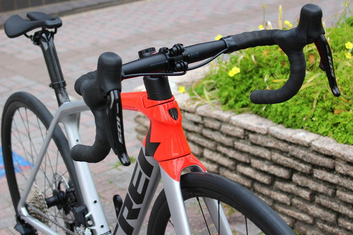 トレック TREK エモンダ ディスク EMONDA SL6 DISC 2023 52サイズ シマノ 105 Di2 R7170 12S カーボン ロードバイク 【名古屋店】