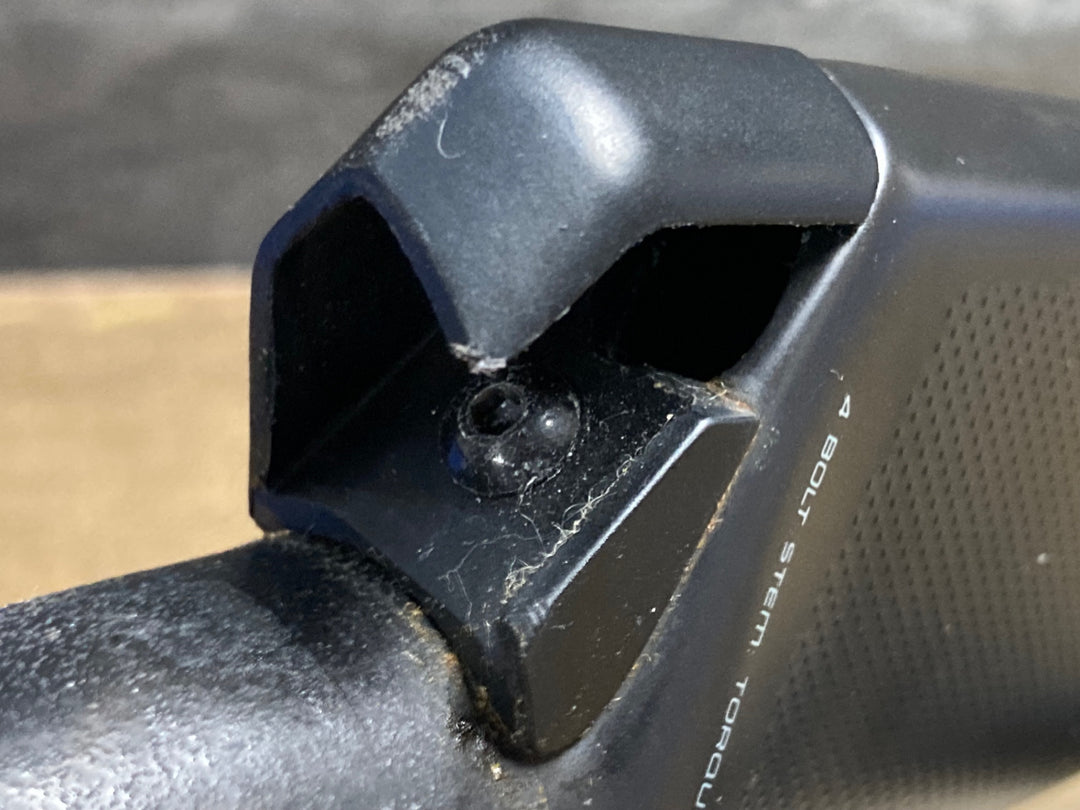 KQ249 スペシャライズド SPECIALIZED AEROFLY2 エアロフライ2 カーボンドロップハンドル 400mm Φ31.8 ※ケーブルトランジションキャップボルト錆、固着