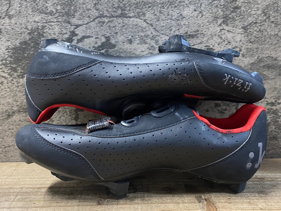 KB931 フィジーク Fizik R3 ROAD SHOES ビンディングシューズ 黒 3穴 EU41.5 ※タバコ臭