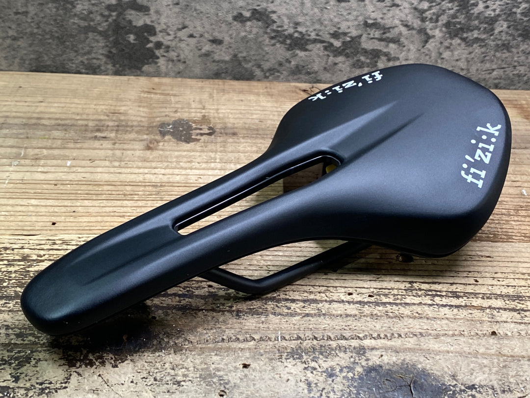 JN336 フィジーク fizik アンタレス ANTARES VENTO サドル S-Alloy 黒 140mm
