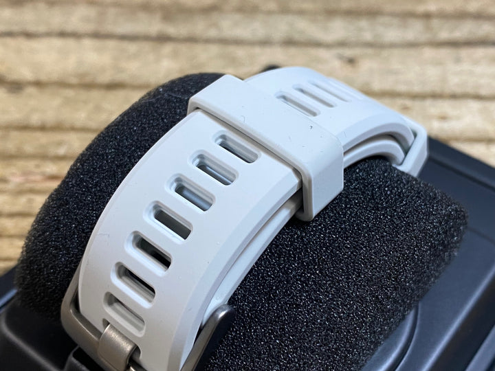 KE707 ワフー wahoo エレメント ELEMNT RIVAL WF140WT スマートウォッチ ホワイト