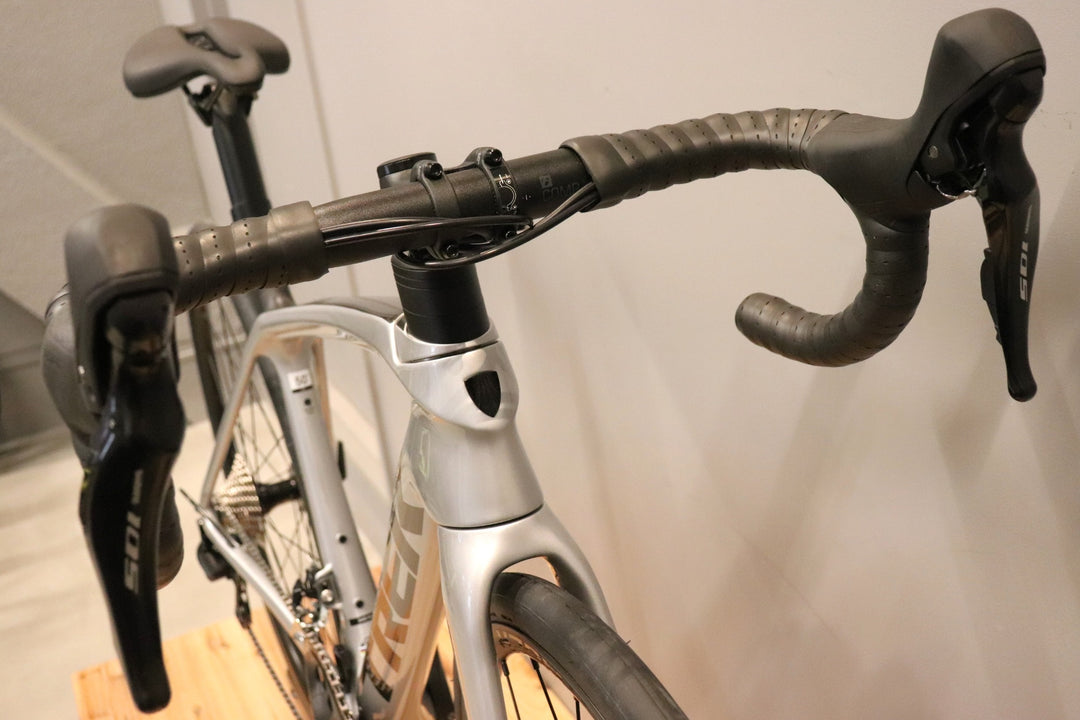未使用 トレック TREK エモンダ EMONDA SL5 DISC 2021モデル 50サイズ シマノ 105 R7025 11S カーボン ロードバイク 【仙台店】
