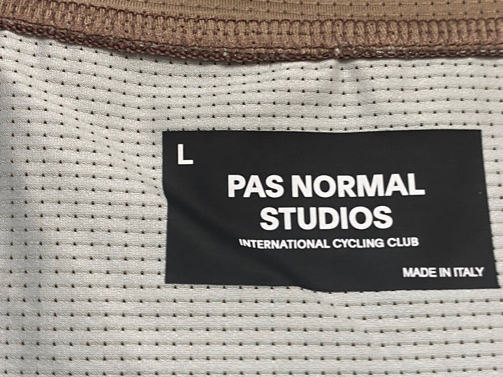 JY670 パスノーマルスタジオ PAS NORMAL STUDIOS Mechanism 半袖 サイクルジャージ 薄茶 L