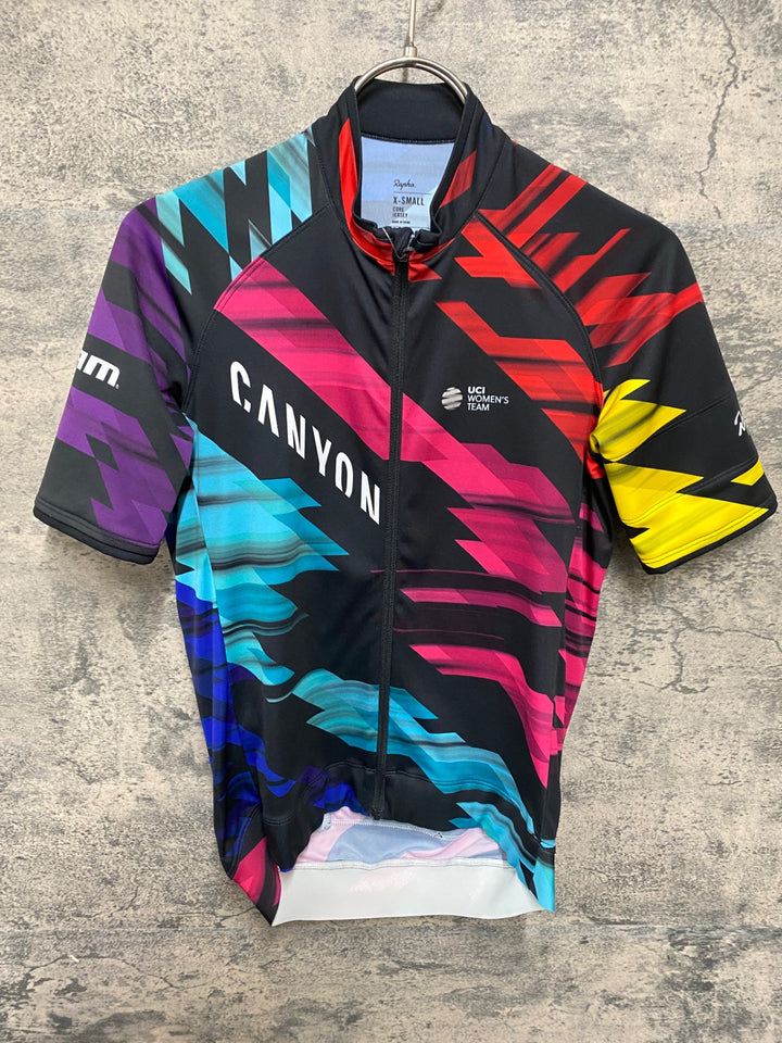 KB949 ラファ Rapha CANYON SRAM CORE JERSEY 半袖 サイクルジャージ 黒 赤 総柄 XS