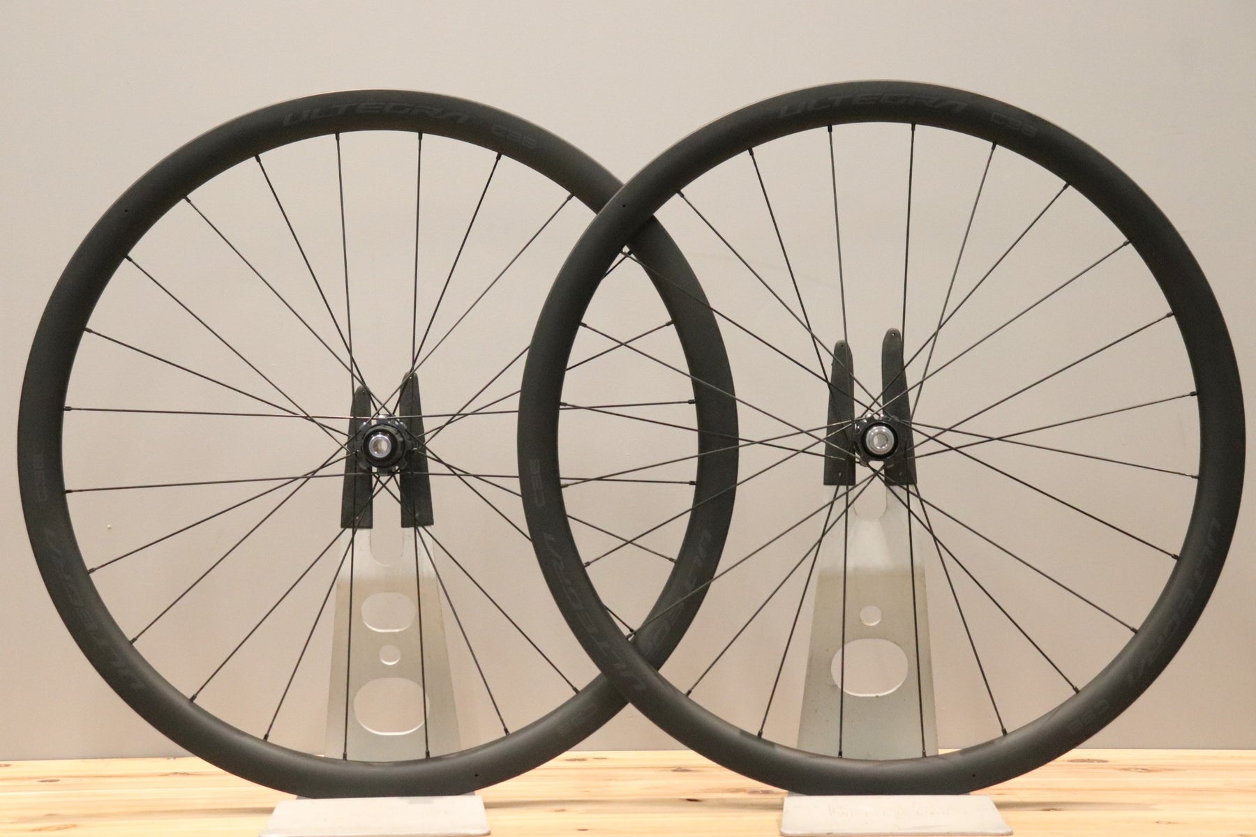 シマノ SHIMANO アルテグラ ULTEGRA WH-R8170-C36-TL カーボン