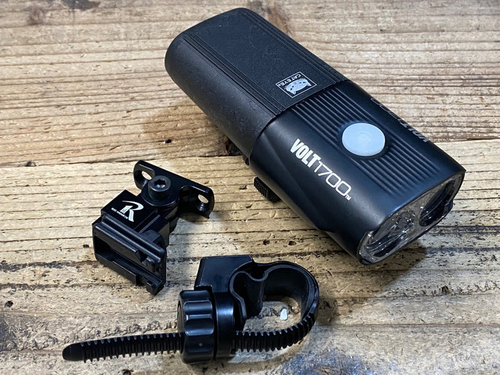 JY965 キャットアイ CATEYE VOLT1700 フロントライト ヘッドライト 1700ルーメン GoPROマウント付