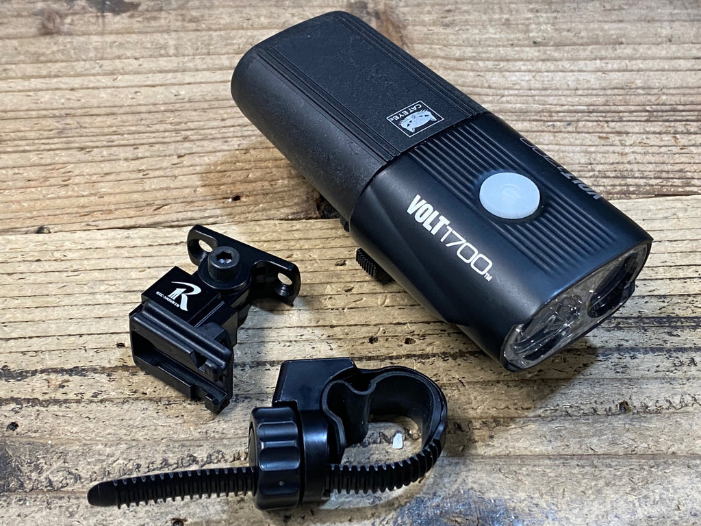 JY965 キャットアイ CATEYE VOLT1700 フロントライト ヘッドライト
