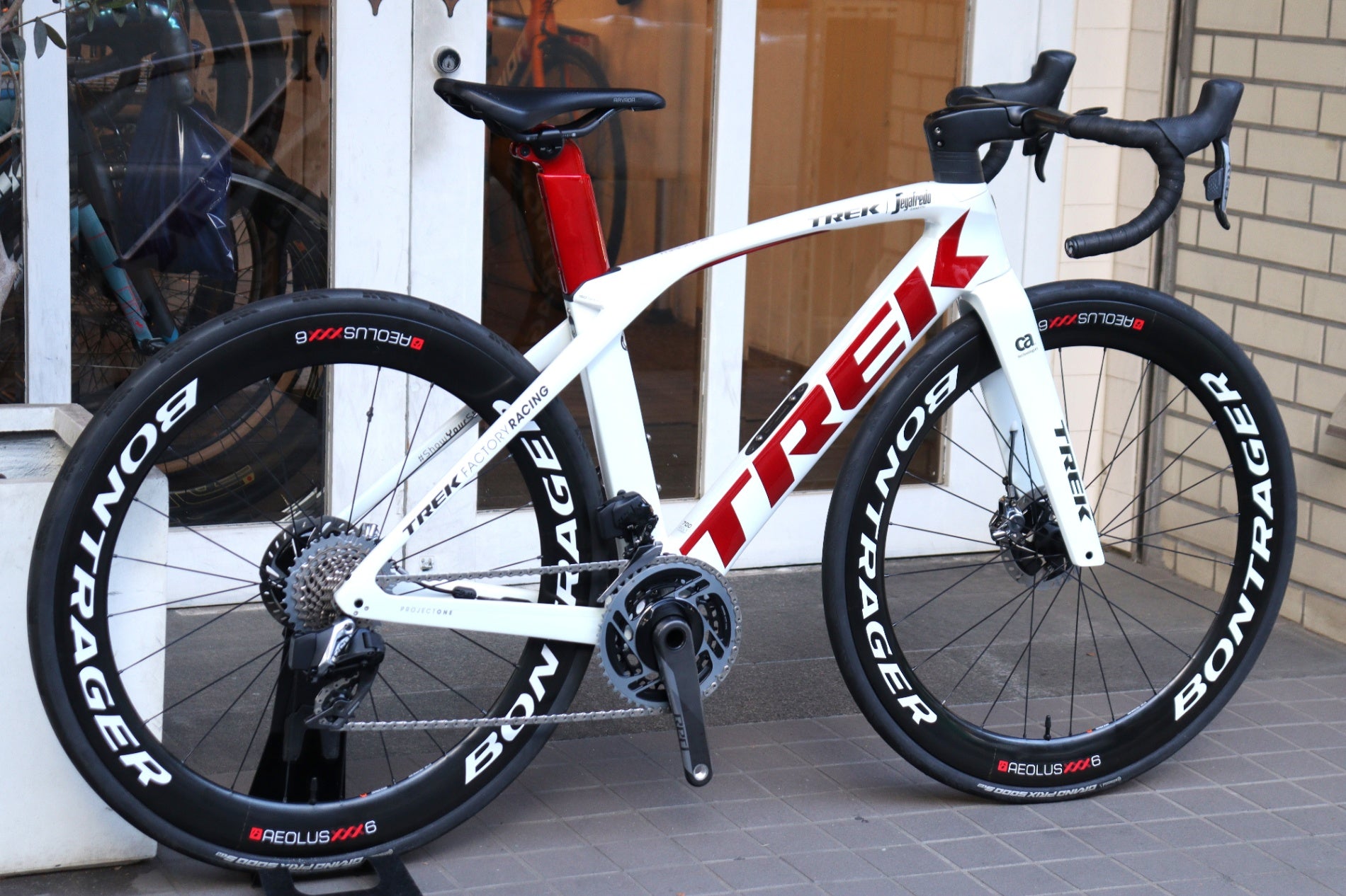 トレック TREK マドン MADONE SLR DISC GEN6 P1 2019モデル 52サイズ