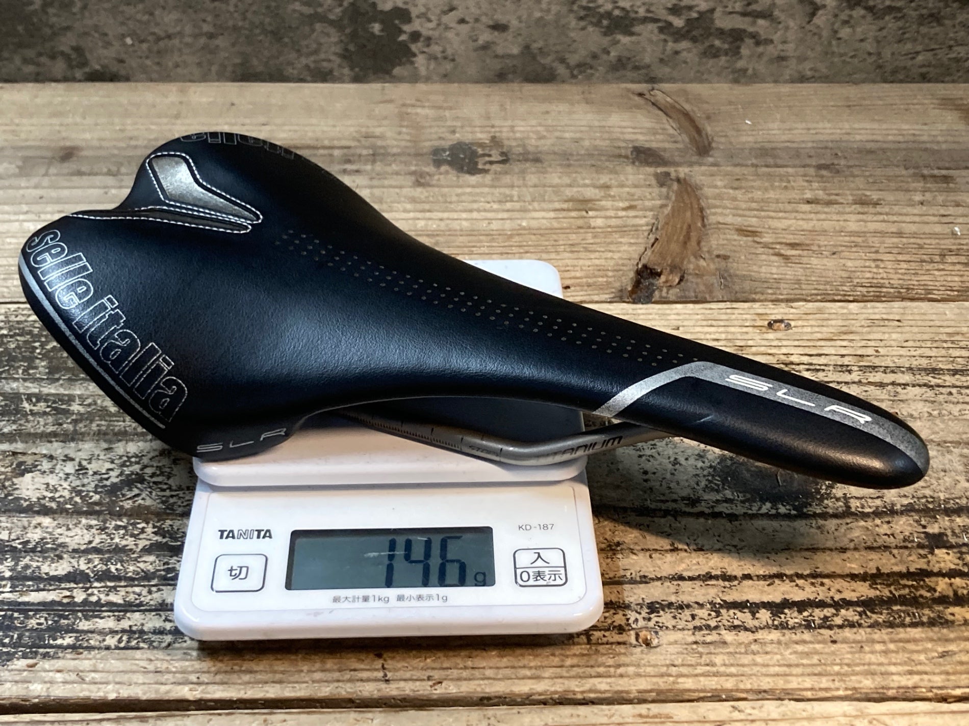 JR038 セライタリア SELLE ITALIA SLR サドル 黒 Titanium tube – BICI