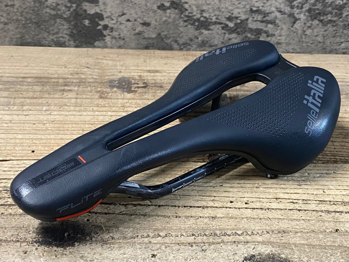 KE452 セライタリア selle italia FLITE BOOST SUPERFLOW サドル 黒 135mm カーボンレール
