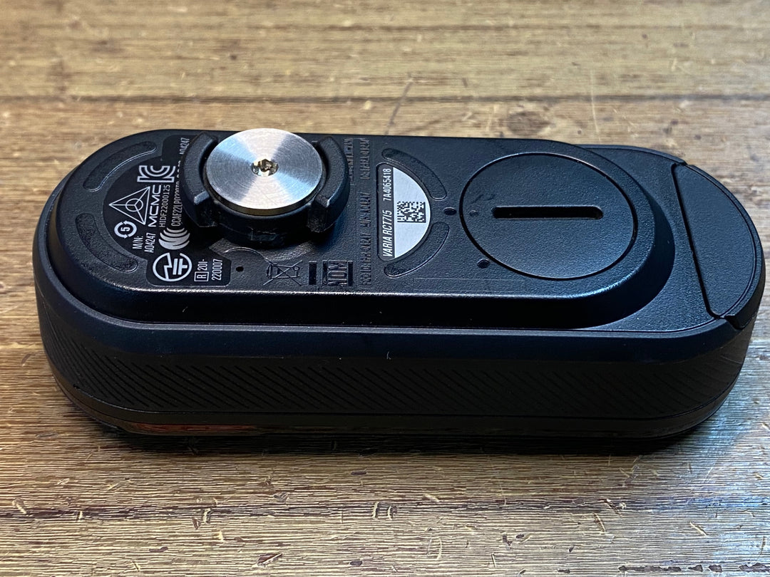 JK902 ガーミン GARMIN VARIA RCT715 リアライト 点灯確認済