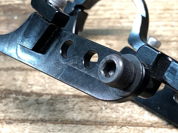 JN527 レックマウント REC-MOUNTS 両持ち サイコンマウント Φ31.8 ガーミン キャットアイ用ライトマウント付き