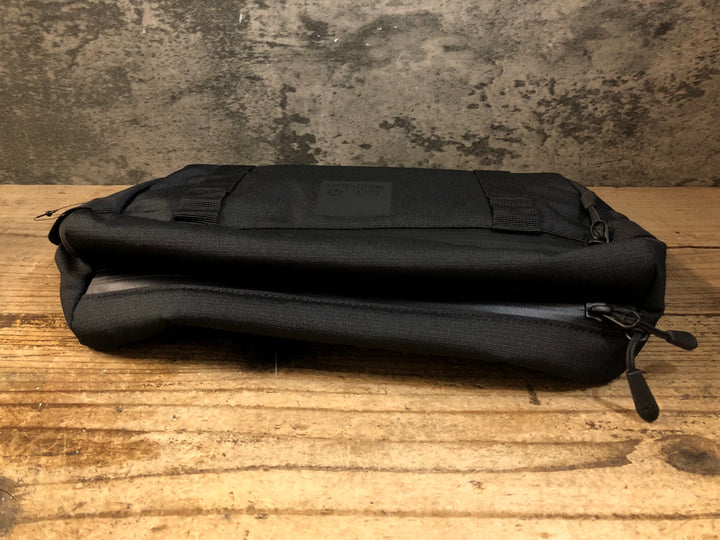 KE578 ジャックウルフスキン Jack Wolfskin ハンドルバーバッグ ポーチ ブラック