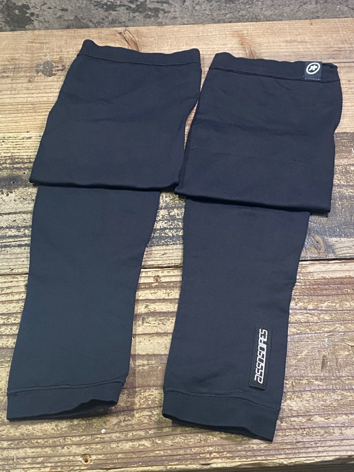 JL086 アソス assos ASSOSOIRES レッグカバー 黒 ※サイズ不明