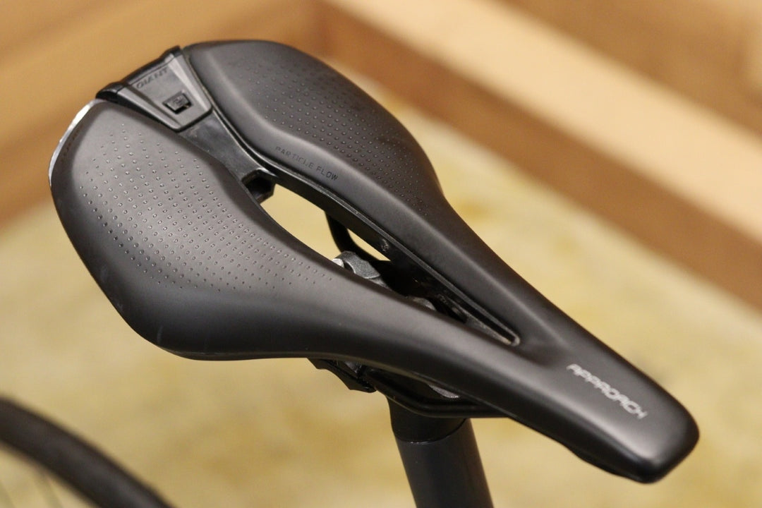 ジャイアント GIANT コンテンド CONTEND 0 2021 Ｍサイズ シマノ 105 R7000 MIX 11S アルミ ロードバイク 【立川店】