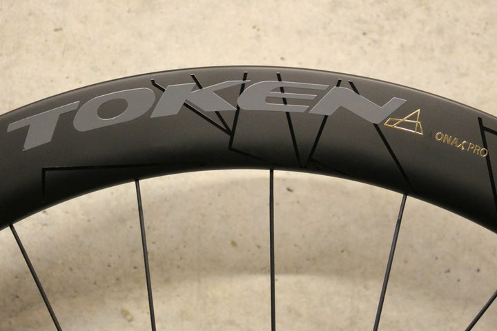 トーケン TOKEN VENTOUS + KONAX PRO カーボン チューブレスレディ シマノ 12S/11S ワイドリム 20C ホイールセット 【福岡店】