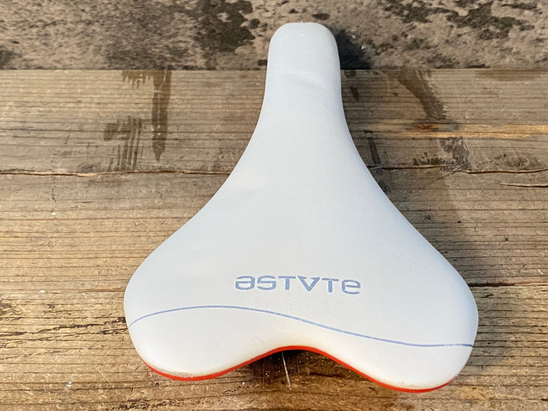 KA270 アスチュート ASTUTE SKYLINE SR サドル 白 TITANVレール