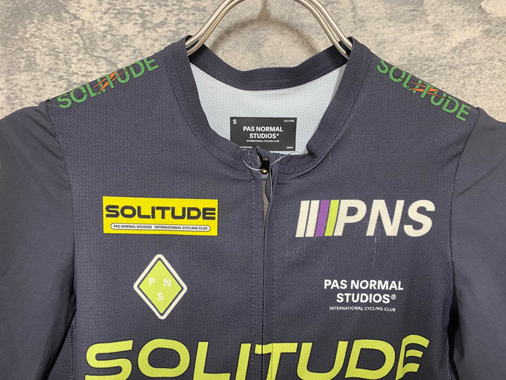 JY488 パスノーマルスタジオ PAS NORMAL STUDIOS Solitude Logo Jersey 半袖 サイクルジャージ グレー S