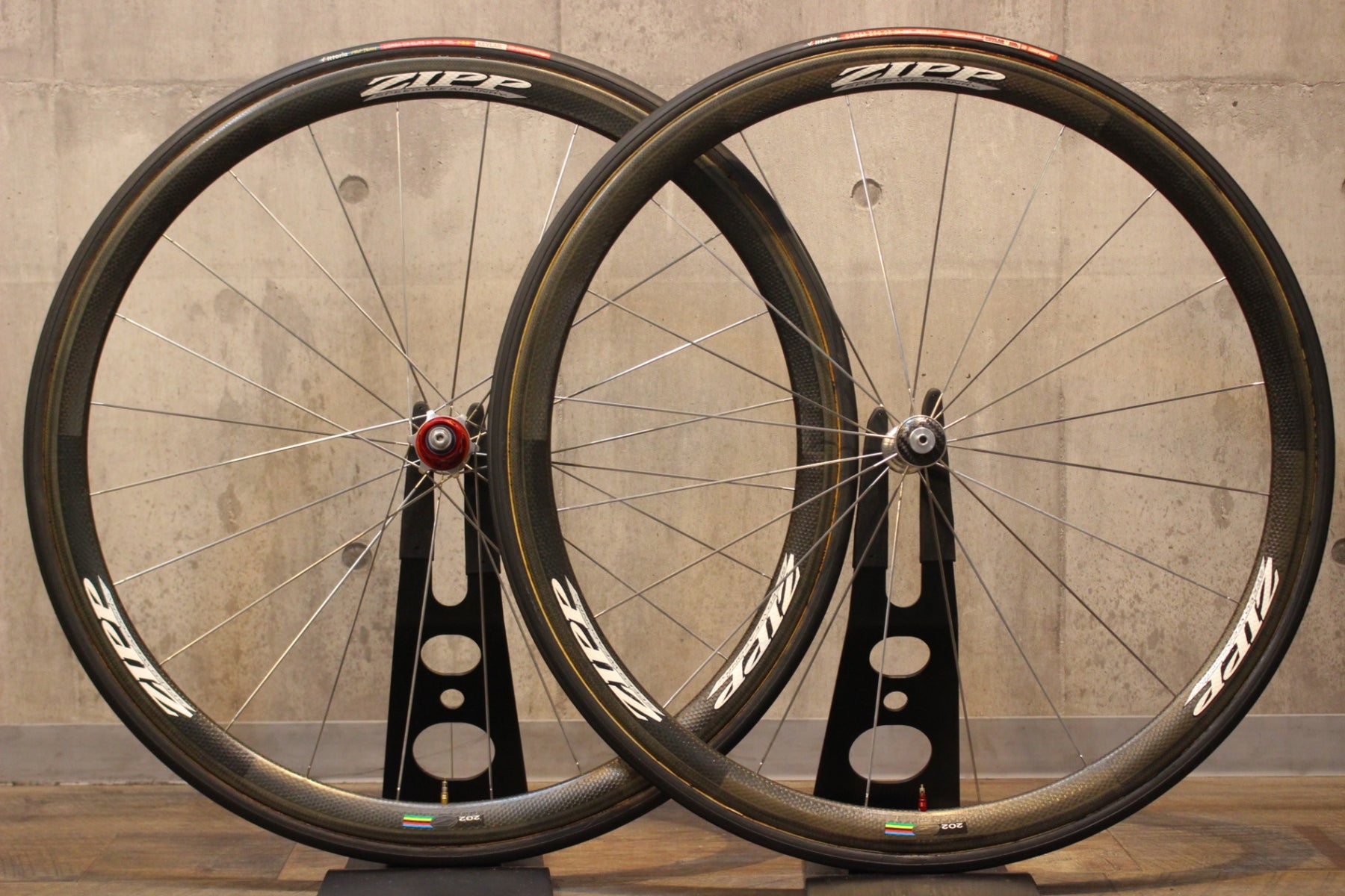 ZIPP チュ―ブラ カ―ボン シマノ10s XD6KJFRBKCp9z4HIWuILlErO17rmT9