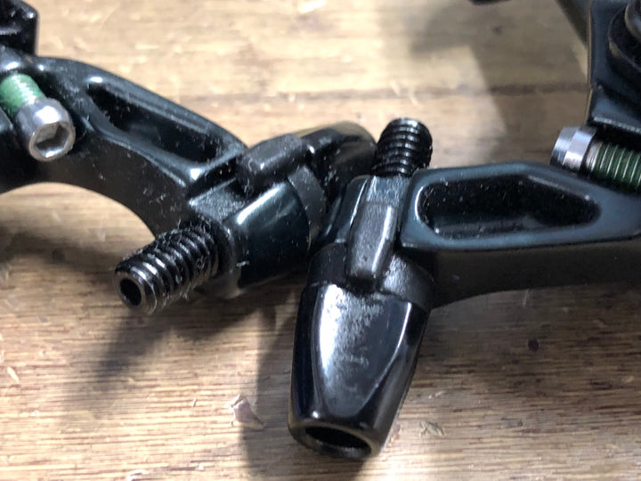 KE493 シマノ SHIMANO 105 BR-5800 キャリパーブレーキセット 黒