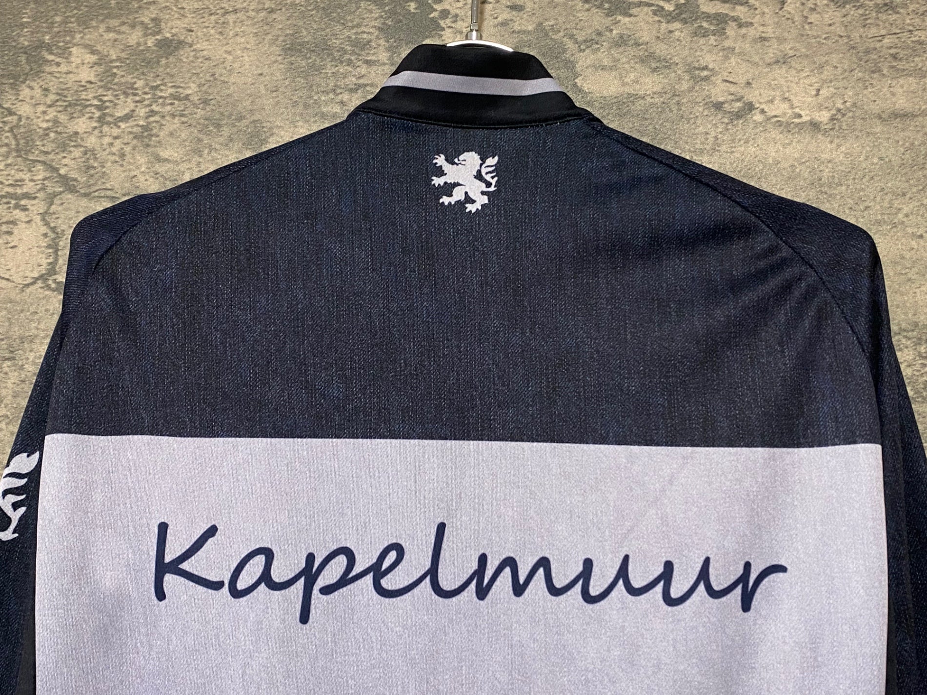 KI949 カペルミュール kapelmuur 長袖 サイクルジャージ 紺 M – BICI