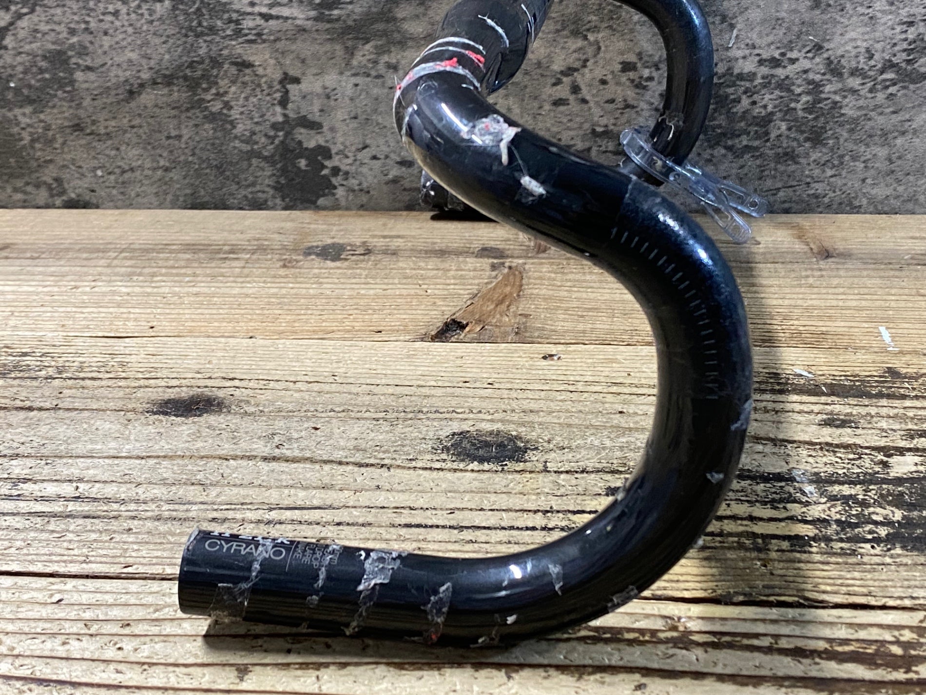 KF733 フィジーク fizik シラノ CYRANO R1 カーボン ドロップハンドル