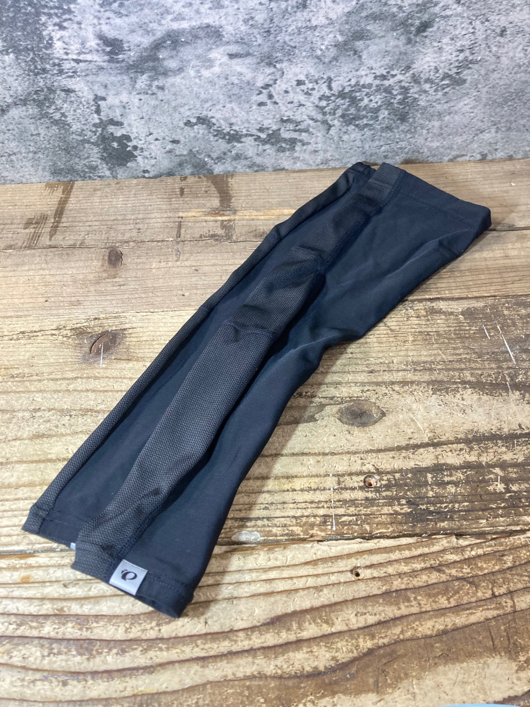 JO495 パールイズミ PEARL iZUMi アームカバー 黒 サイズ不明