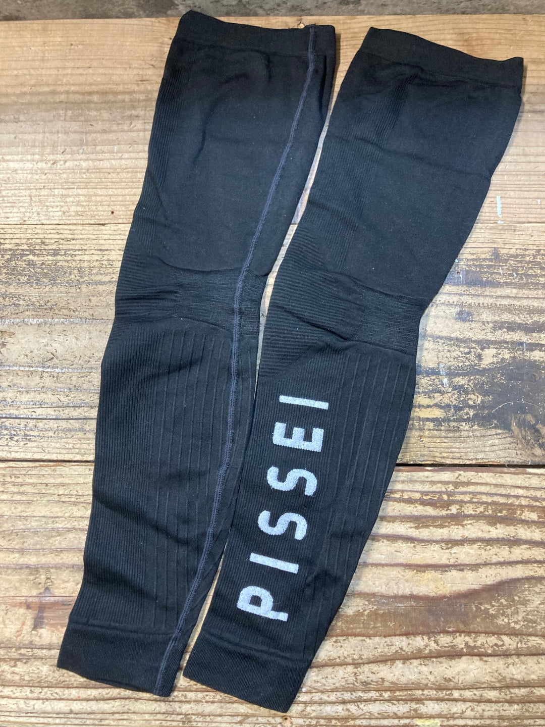 KG641  ピセイ PISSEI レッグカバー 黒 UNISIZE