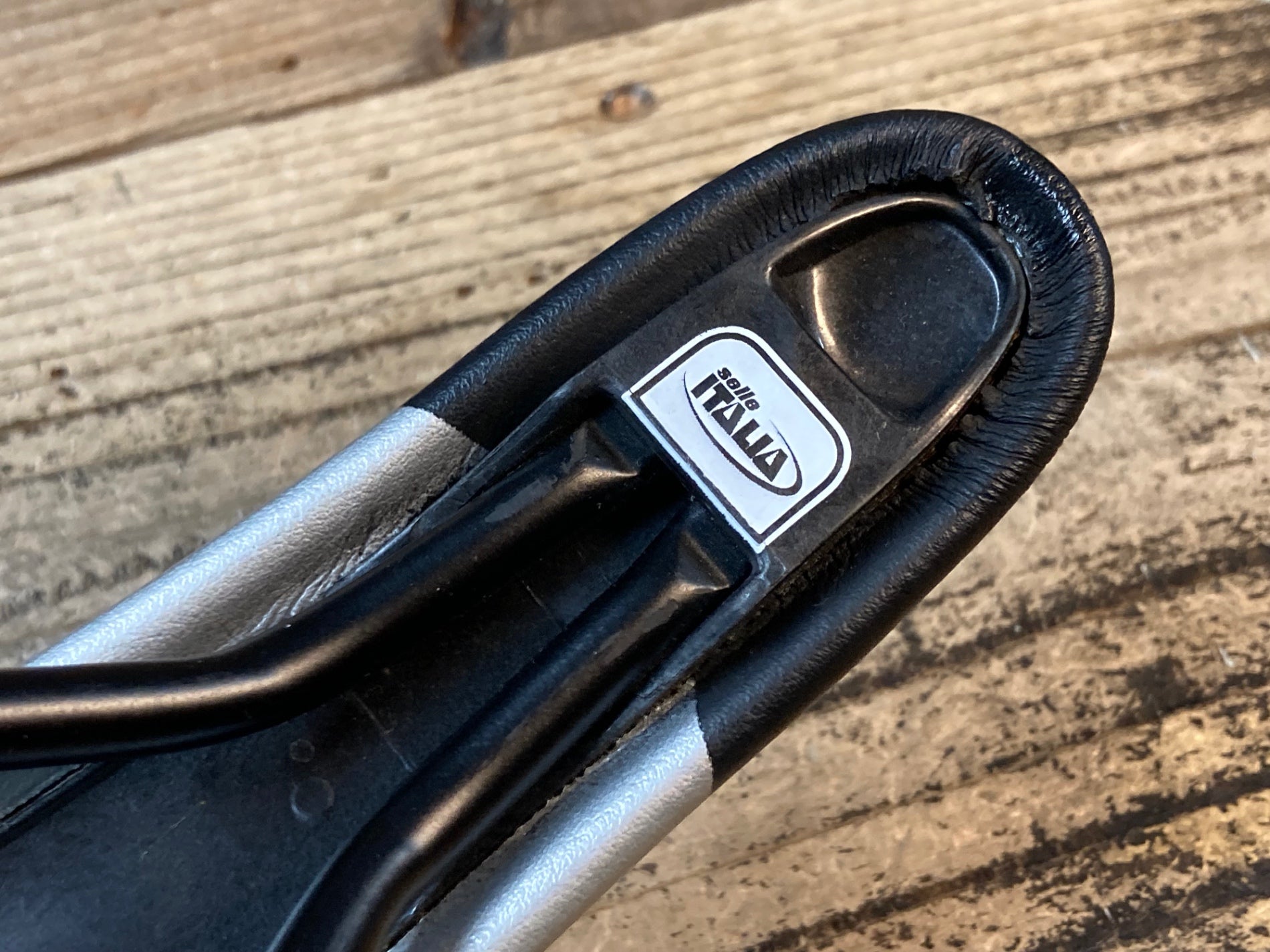 JV872 セライタリア selle italia SLR DE ROSA サドル 黒 132mm