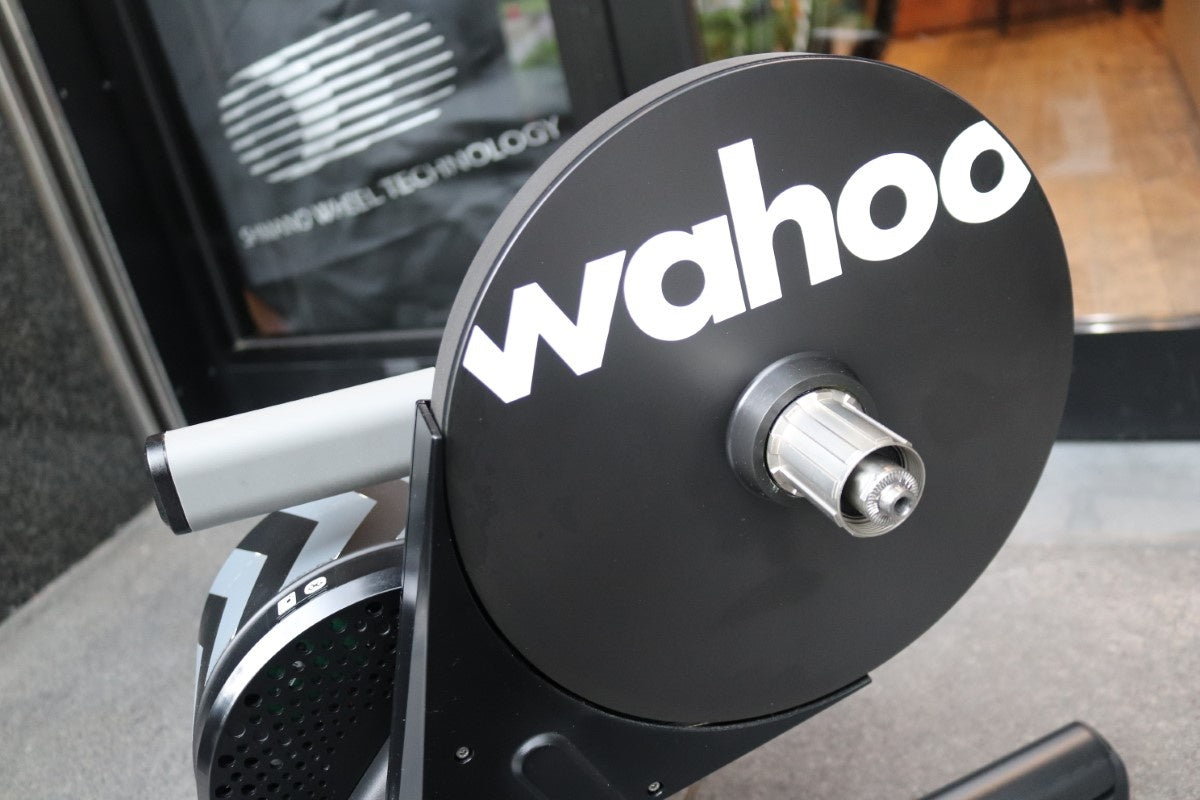 ワフー WAHOO キッカー KICKR V4 スマートトレーナー ローラー台 ZWIFT