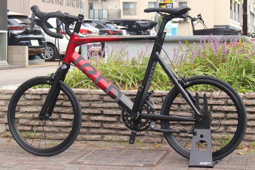 【限定カラー】 ターン TERN サージュ SURGE 2023 52サイズ クラリス R2000 8S アルミ ミニベロ 小径車 20インチ451 【名古屋店】