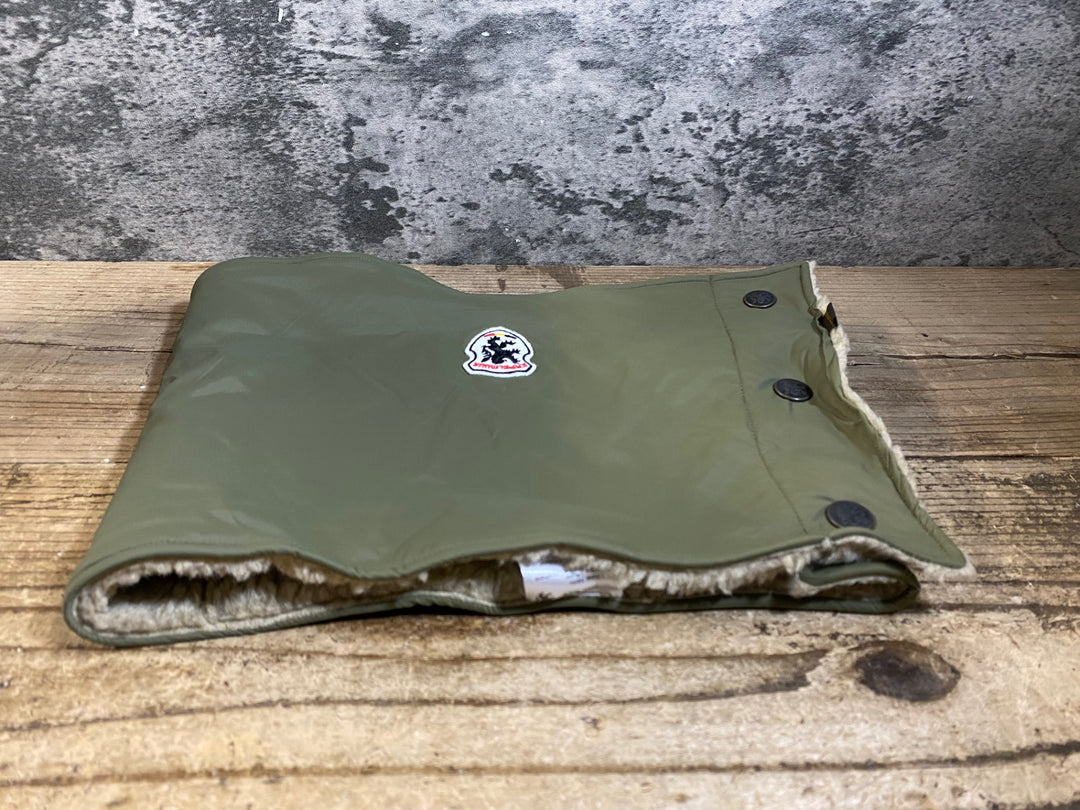 KG821 カペルミュール KAPELMUUR ネックウォーマー オリーブ ワンサイズ