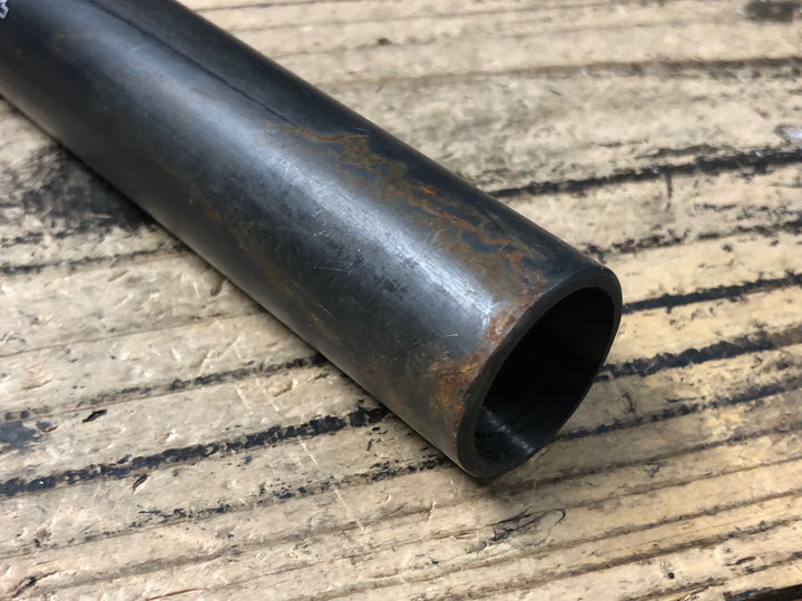 KN946 TNi カーボンシートポスト Φ27.2 300mm