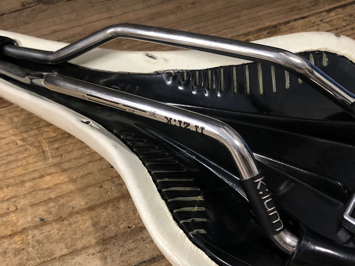 KP112 フィジーク fizik ARIONE CX サドル 白 kiumレール 130mm