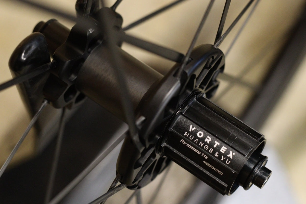 ボルテックス VORTEX N4 クリンチャー チューブレス カーボン ホイール