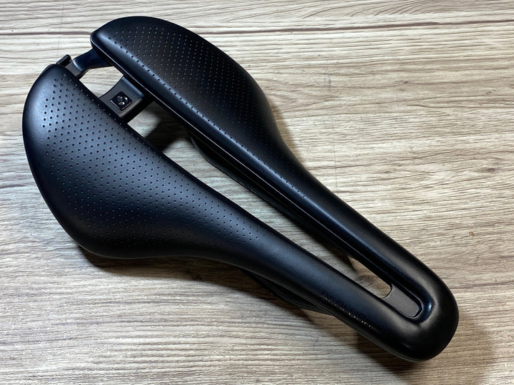 JP472 ボントレガー BONTRAGER アイオロス プロ AEOLUS PRO サドル カーボンレール 145mm 黒