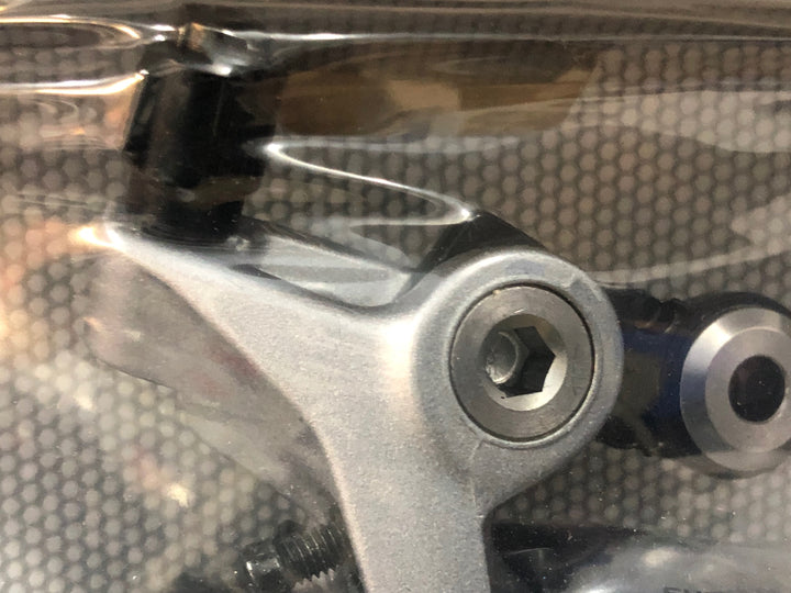 JS309 シマノ SHIMANO 105 RD-R7000 GS リアディレイラー シルバー