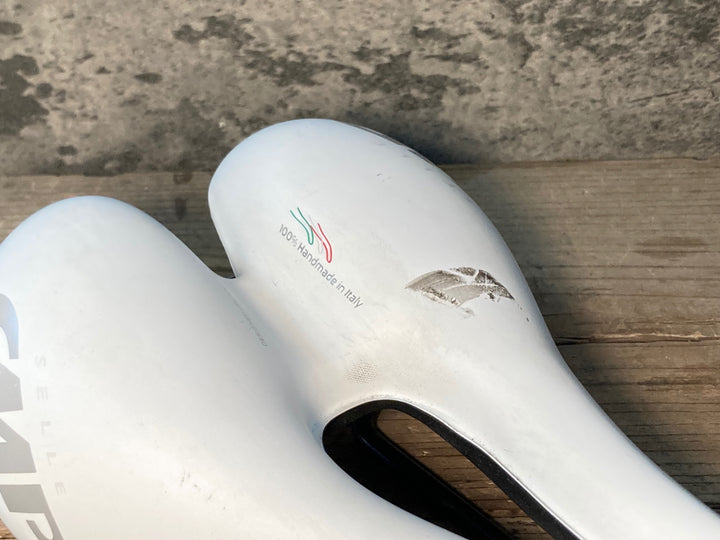 JU003 selle SMP TRK サドル 白