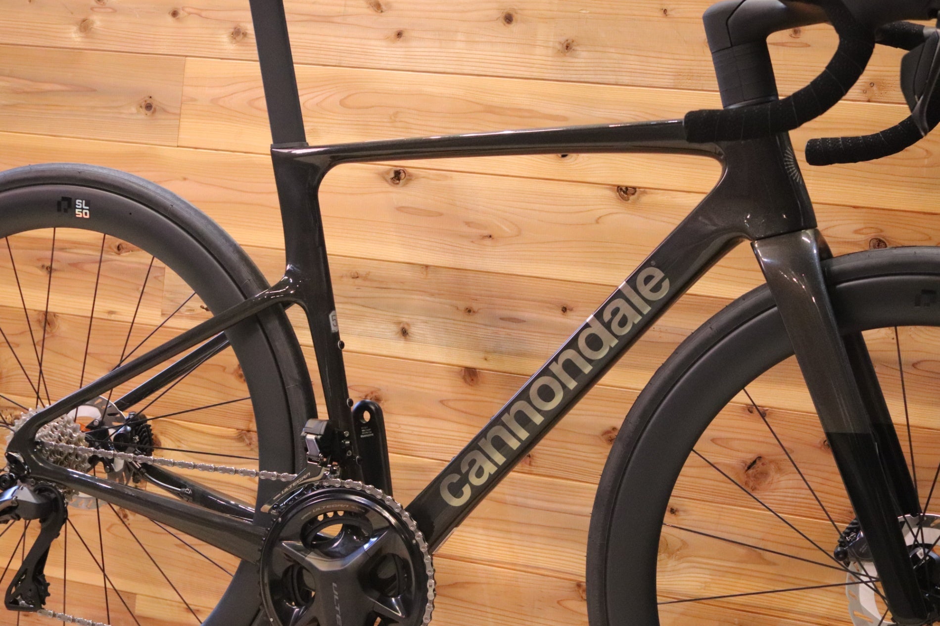未走行で入荷！ キャノンデール CANNONDALE スーパーシックス SUPERSIX