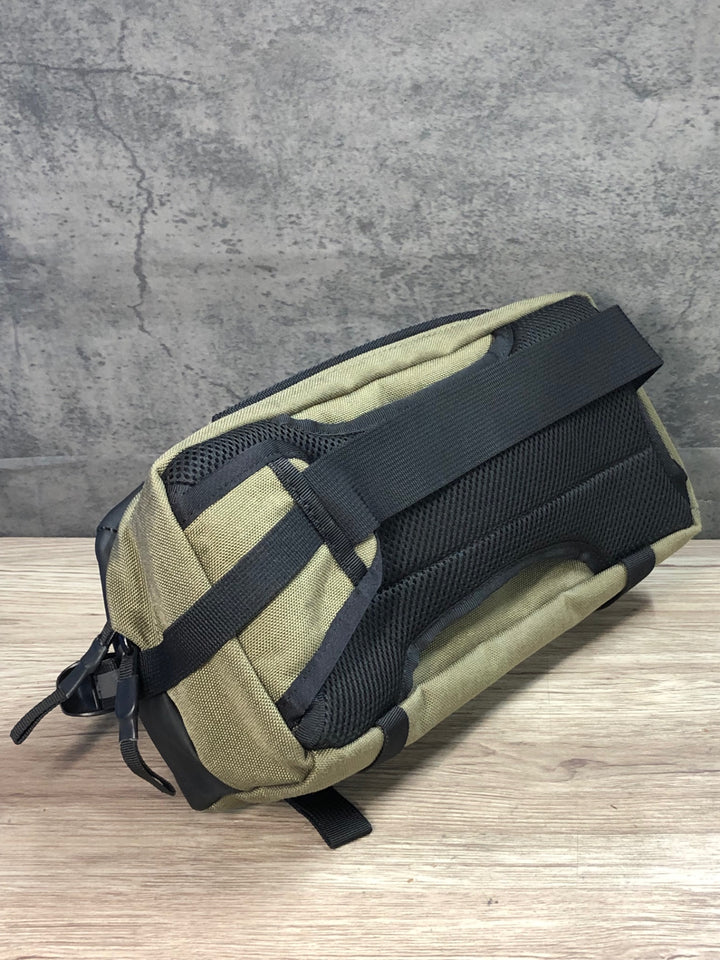JS009 クローム CHROME KOVAC SLING ショルダーバッグ 黒 カーキ