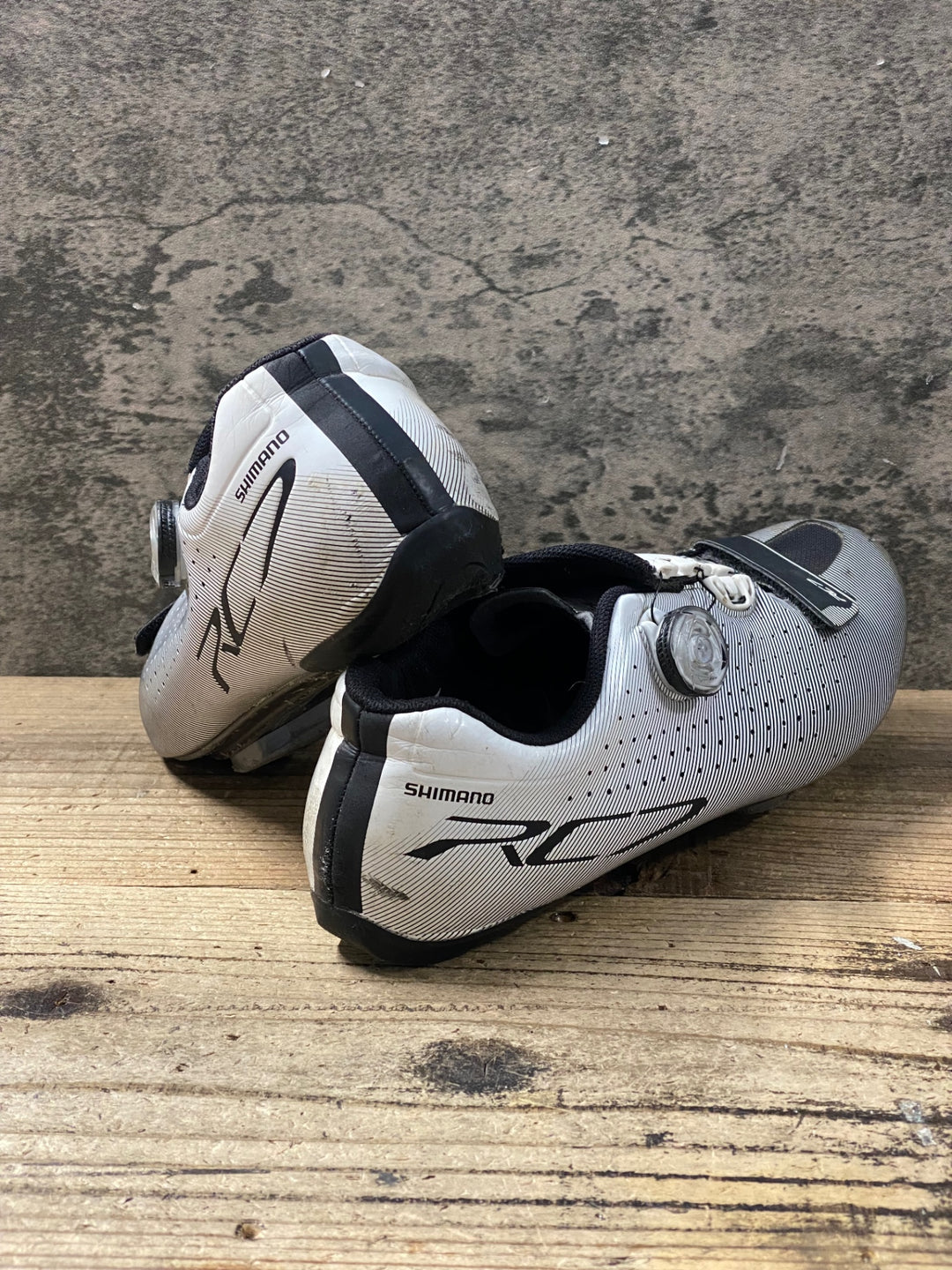 KP335 シマノ SHIMANO RC7 SH-RC700-E W ビンディングシューズ 3穴 EU42E WIDE ※傷