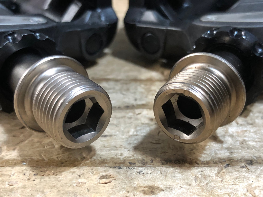 KF018 シマノ SHIMANO 105 PD-R7000 ビンディングペダル SPD-SL