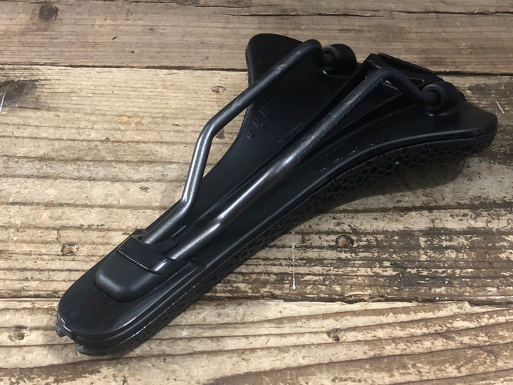JO636 フィジーク fizik アンタレス ANTARES VERSUS EVO R3 ADAPTIVE サドル 149mm kiumレール