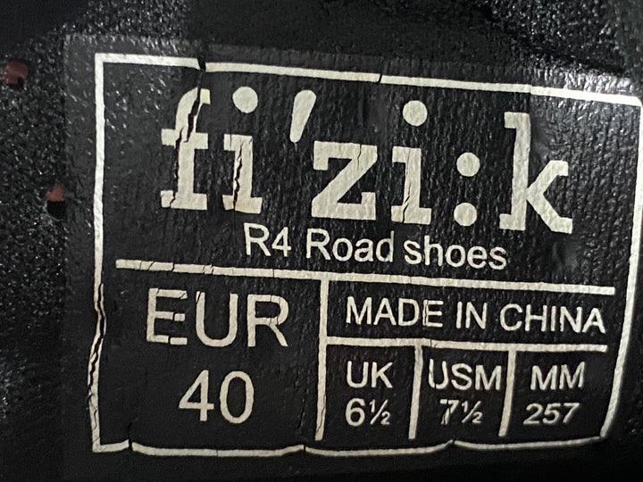KG206 フィジーク Fizik R4 ROAD BOA ビンディングシューズ EU40 3穴 黒赤