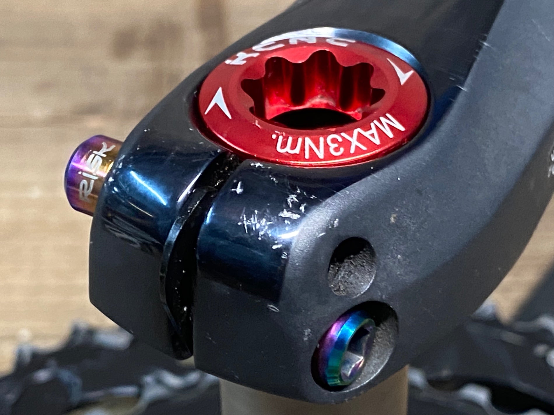 JI858 シマノ SHIMANO 105 FC-5700 クランクセット 165mm 50/34T