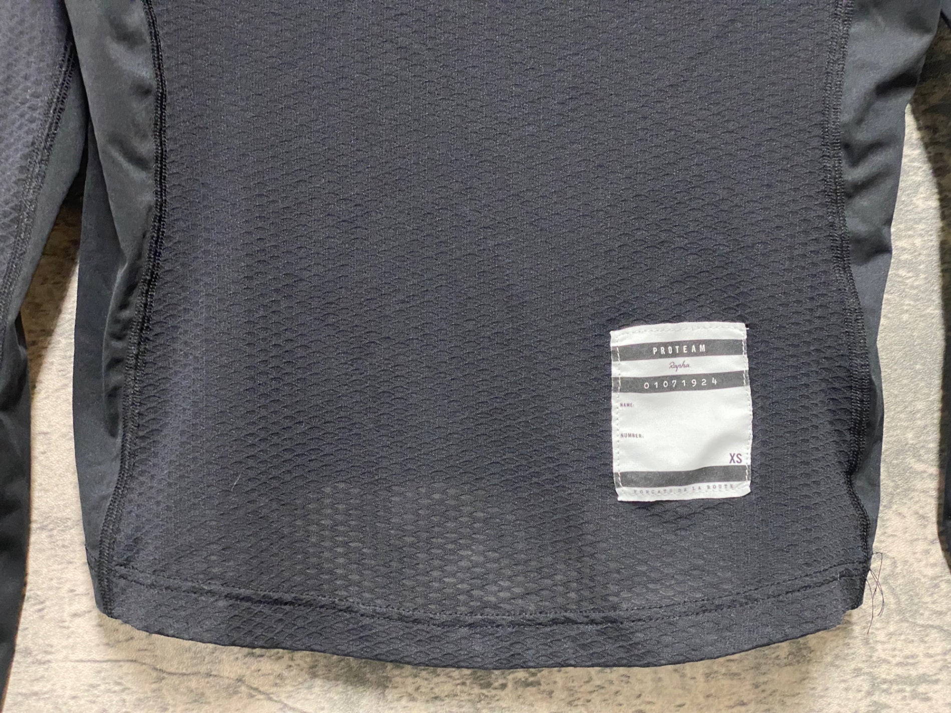 KC837 ラファ Rapha PRO TEAM 長袖 ベースレイヤー 黒 XS – BICI AMORE