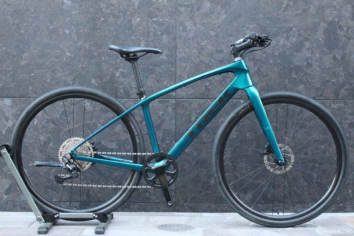 トレック TREK FX SPORT4 2022モデル Sサイズ シマノ デオーレ 10S カーボン クロスバイク 油圧DISC 【福岡店】